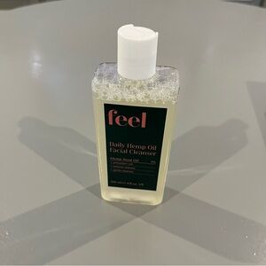 New Feel Daily Hemp Oil Facial Cleanser